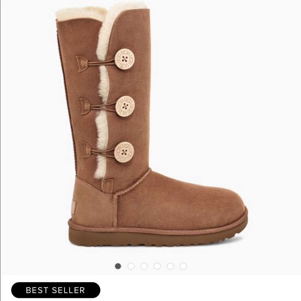 Ugg Bailey Button Triplet Size 9 chestnut